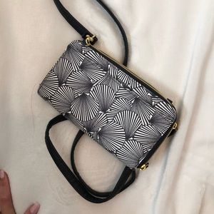 Seashell over the shoulder wallet